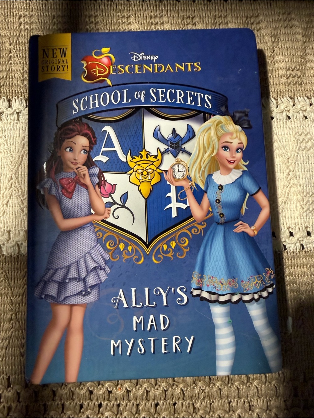 Disney Descendants School of Secrets Ally's Mad Mystery - Disney Descendants